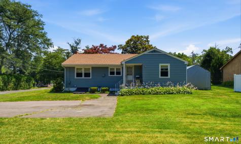 59 North Main Street East Hampton CT 06424