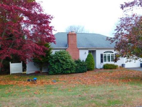 19 Pondfield Road New Fairfield CT 06812