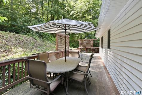 8 Old Bridge West Road New Fairfield CT 06812