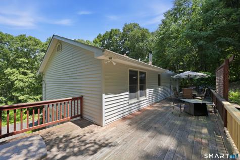 8 Old Bridge West Road New Fairfield CT 06812