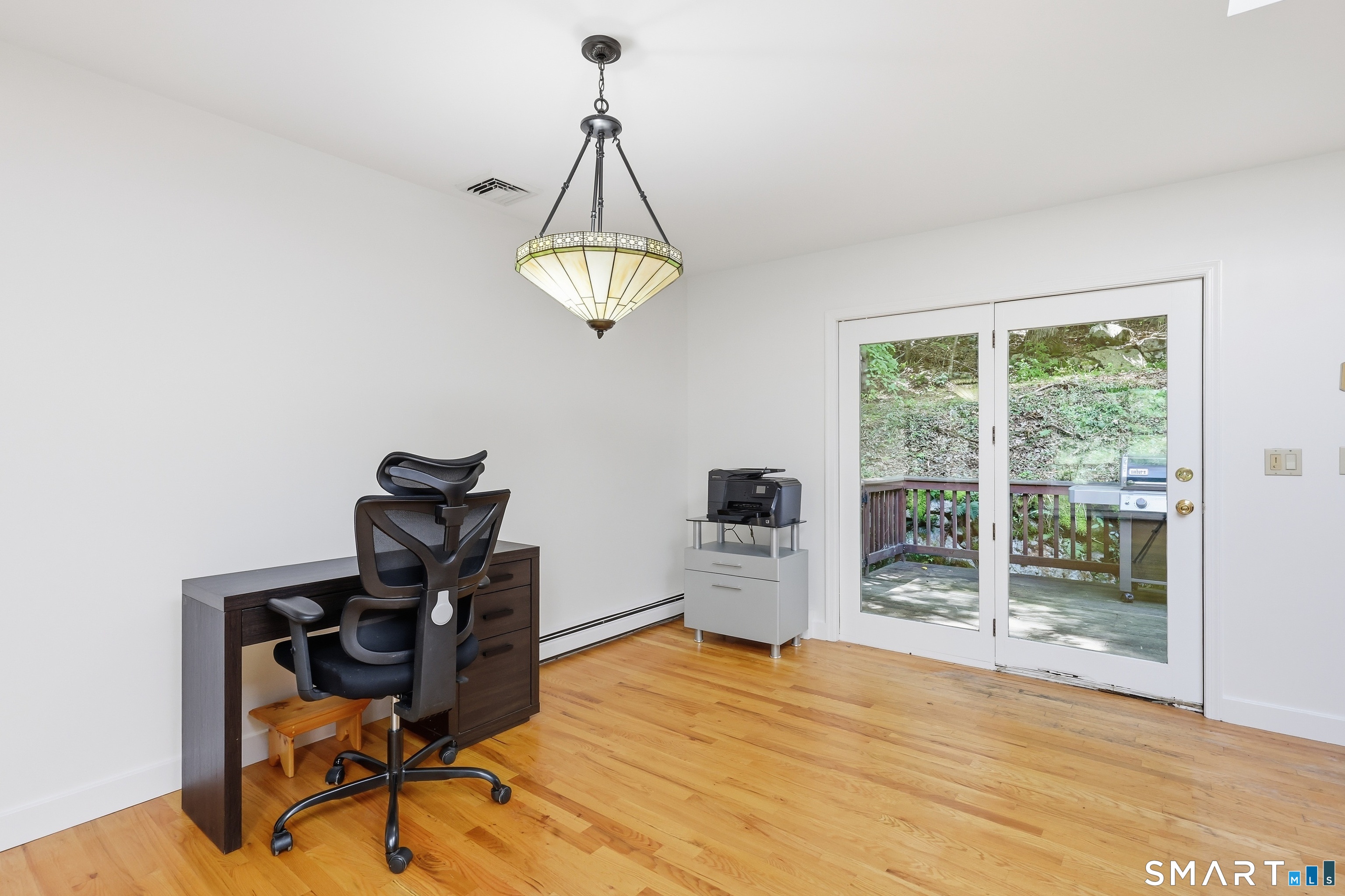 8 Old Bridge West Road New Fairfield CT 06812