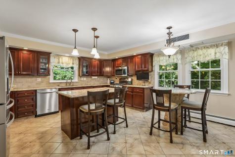 5 Starr Lane Bethel CT 06801