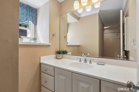 5 Starr Lane Bethel CT 06801