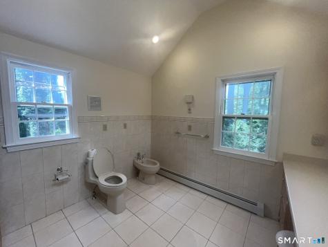 90 Knollwood Road North Haven CT 06473