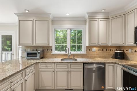 15 Rose Lane Newtown CT 06482