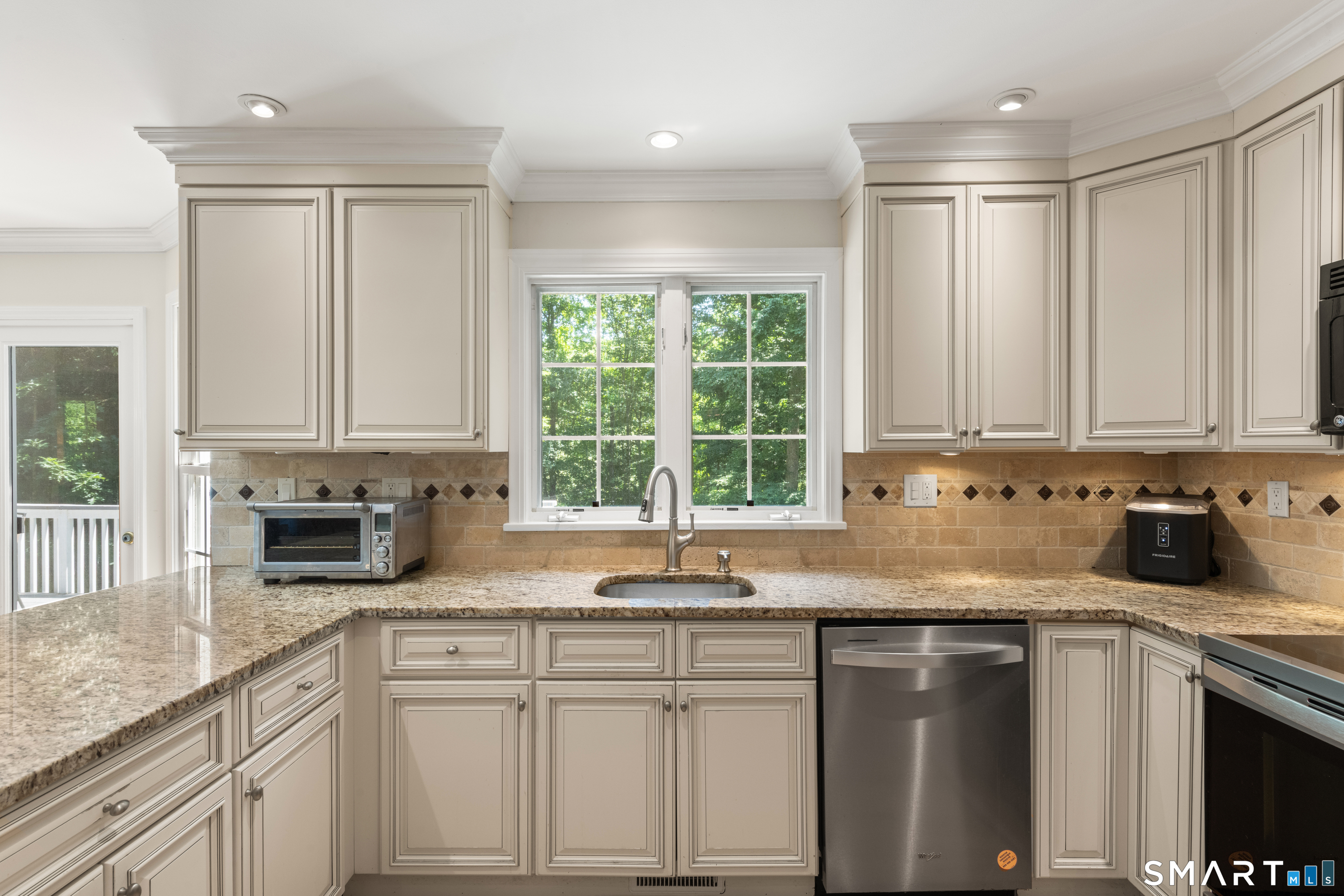 15 Rose Lane Newtown CT 06482