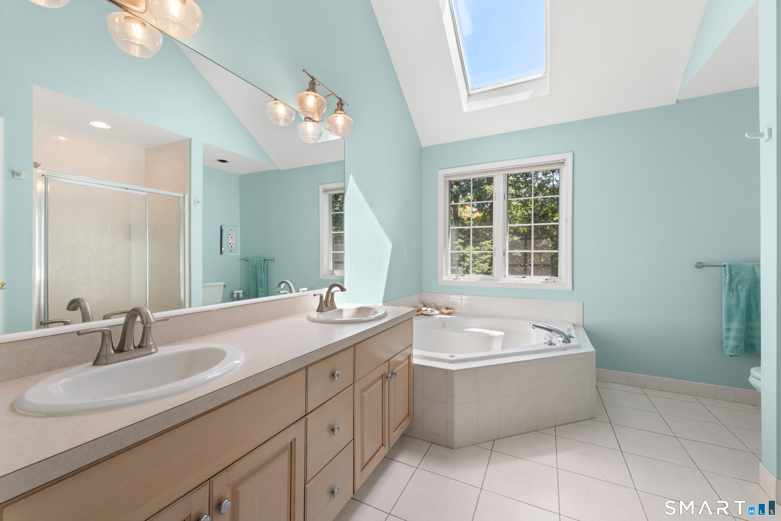 15 Rose Lane Newtown CT 06482
