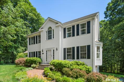 15 Rose Lane Newtown CT 06482