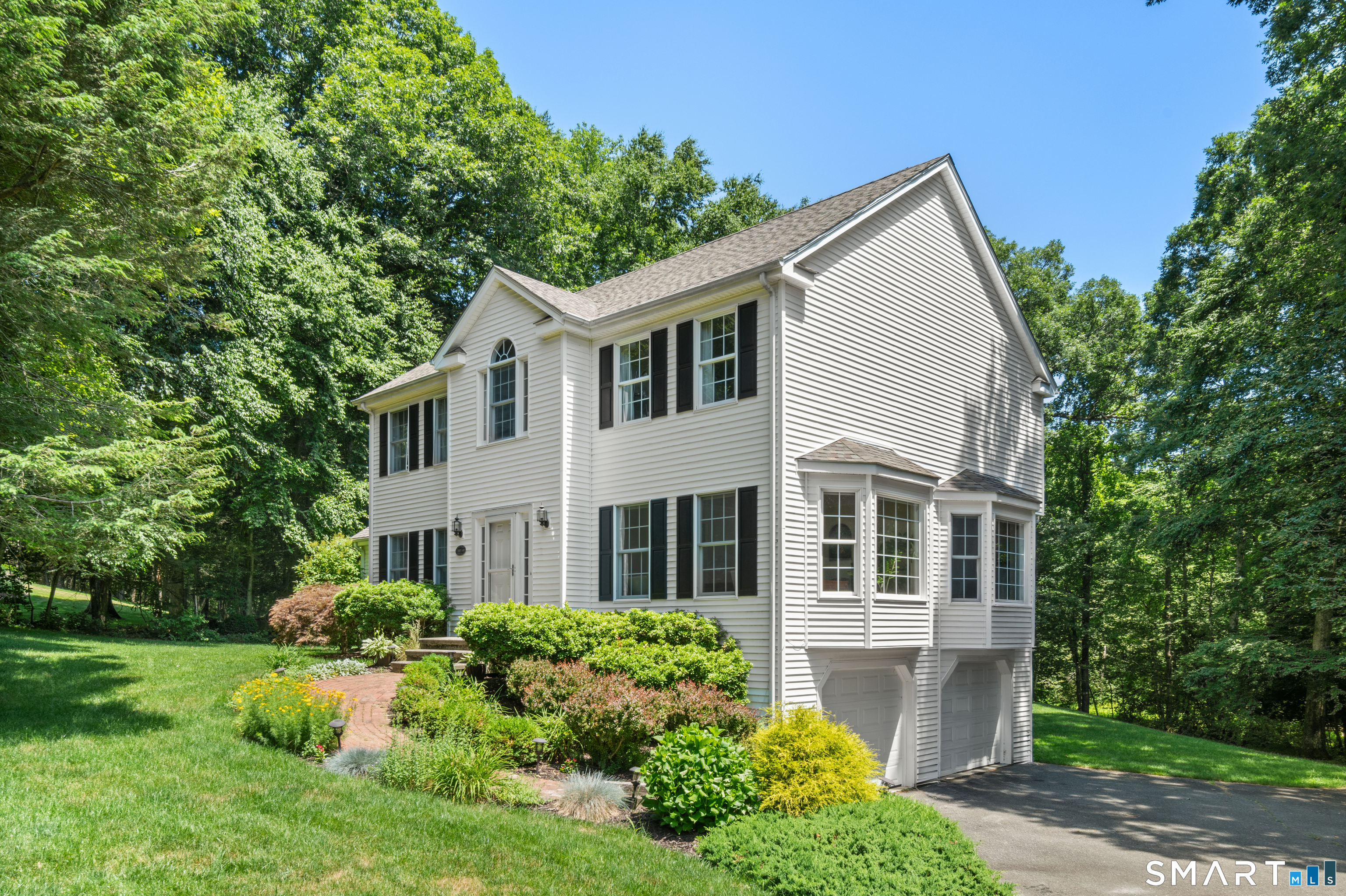 15 Rose Lane Newtown CT 06482