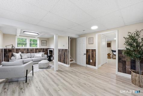 445 Lincoln Drive Cheshire CT 06410