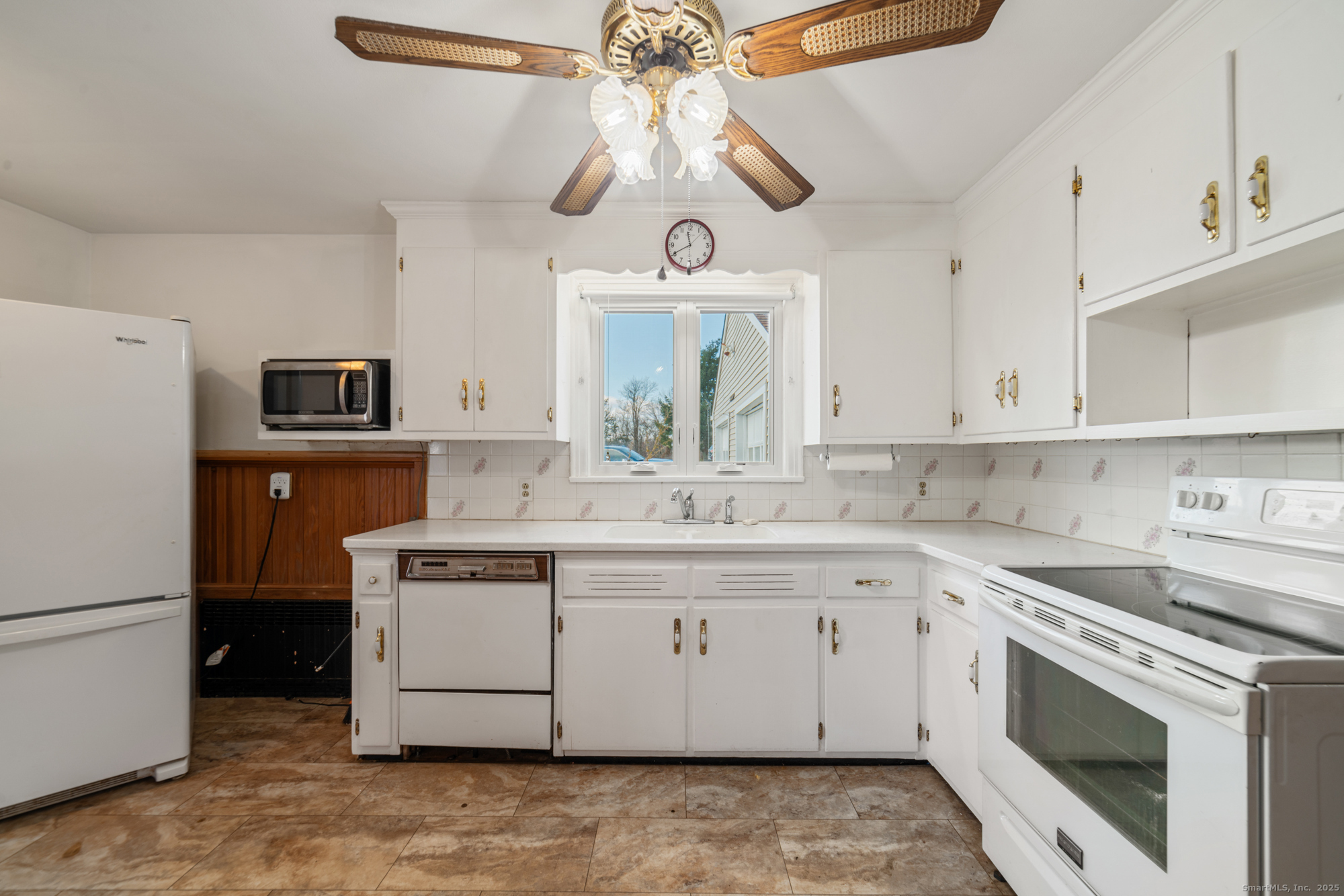 349 Amity Road Bethany CT 06524