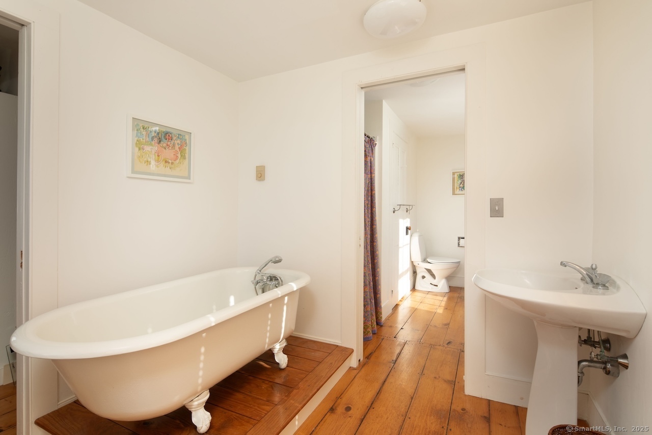 77 Main Street Canaan CT 06031