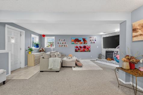 103 Sparrowbush Road East Hartford CT 06108