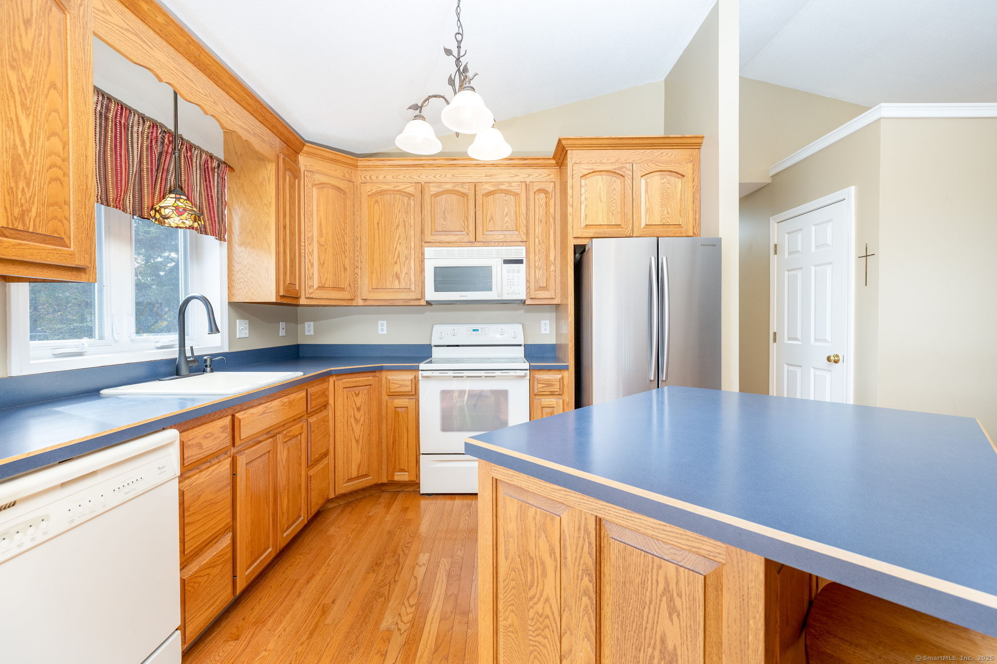 127 Curtiss Street Bristol CT 06010