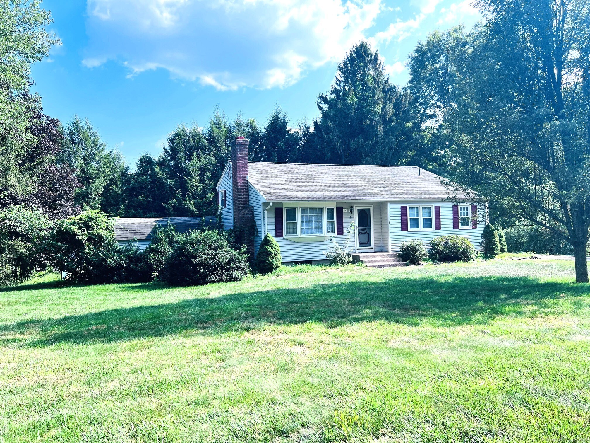 4 Susan Road Vernon CT 06066