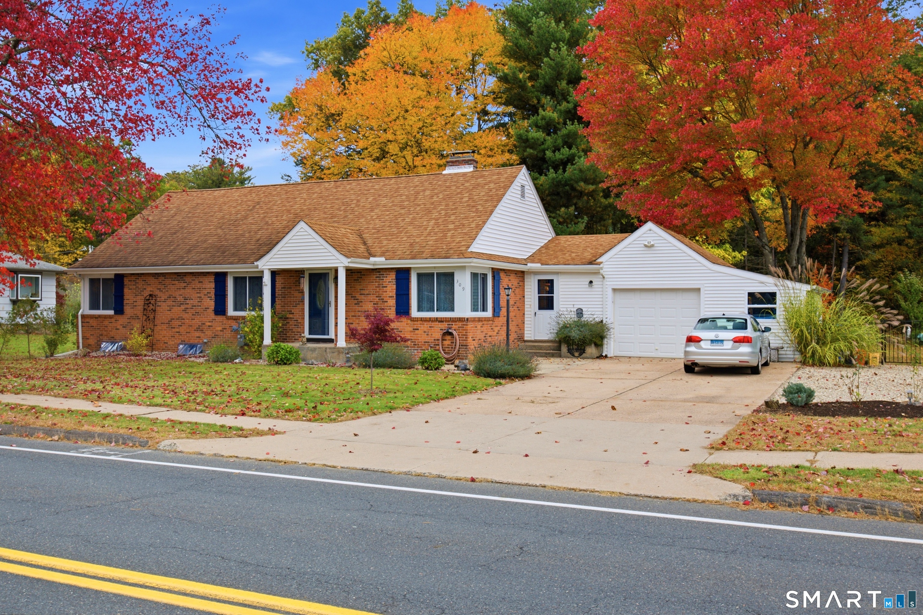 309 Brainard Road Enfield CT 06082
