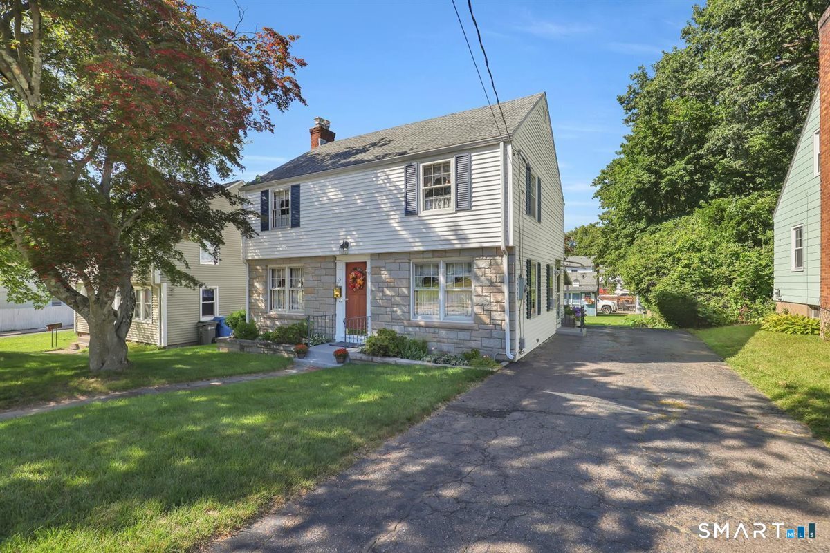 215 Oak Street Manchester CT 06040