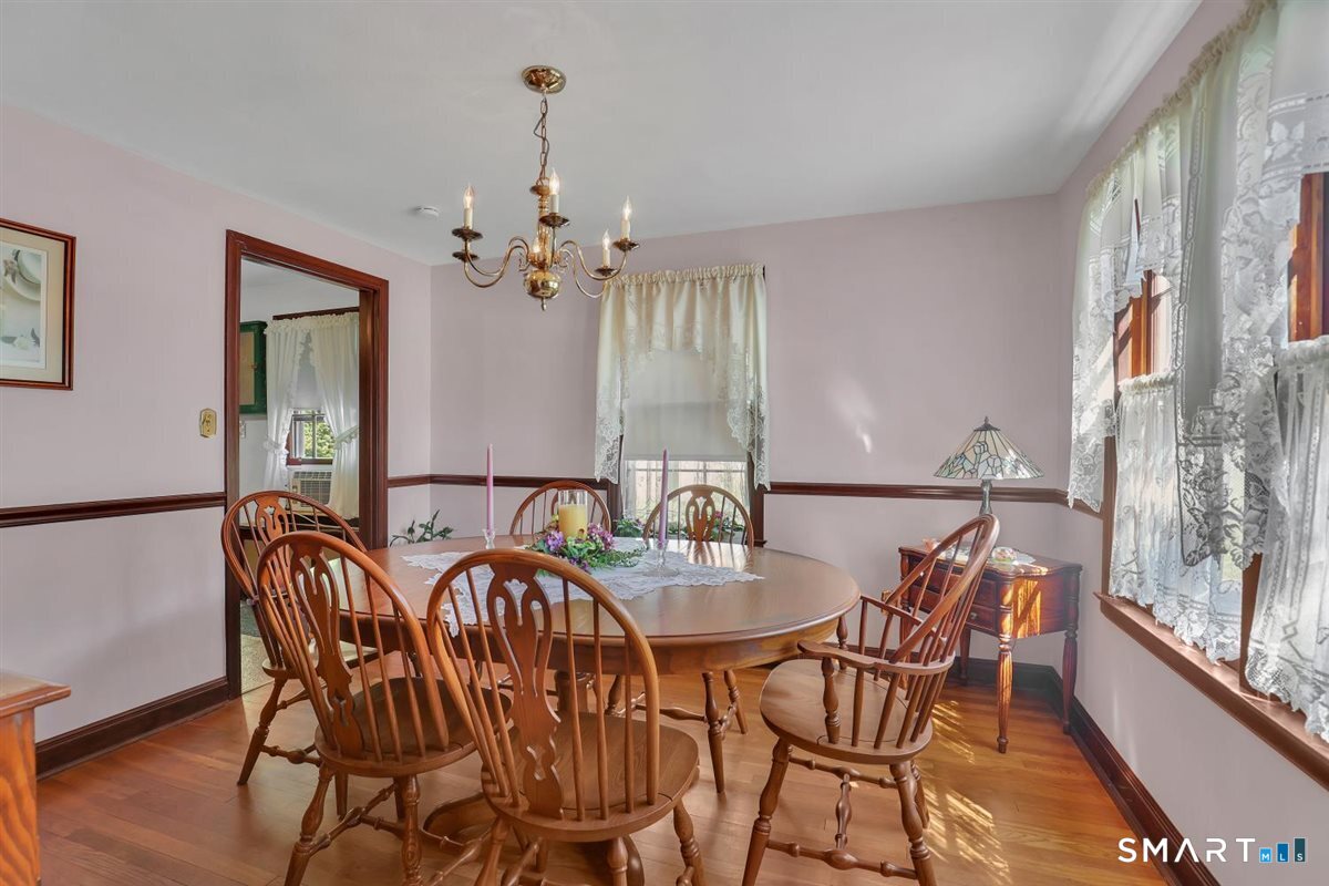 215 Oak Street Manchester CT 06040