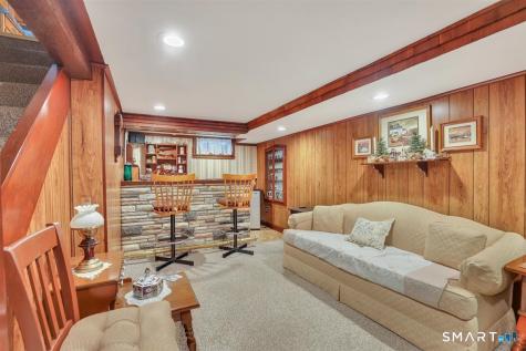 215 Oak Street Manchester CT 06040