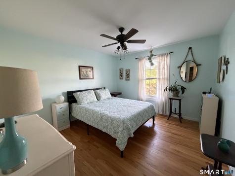 32 Autumn Lane Middletown CT 06457