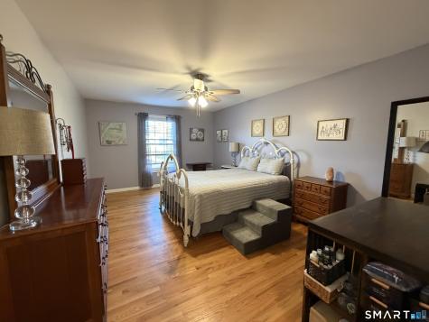 32 Autumn Lane Middletown CT 06457