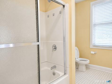 5 Florence Street West Haven CT 06516