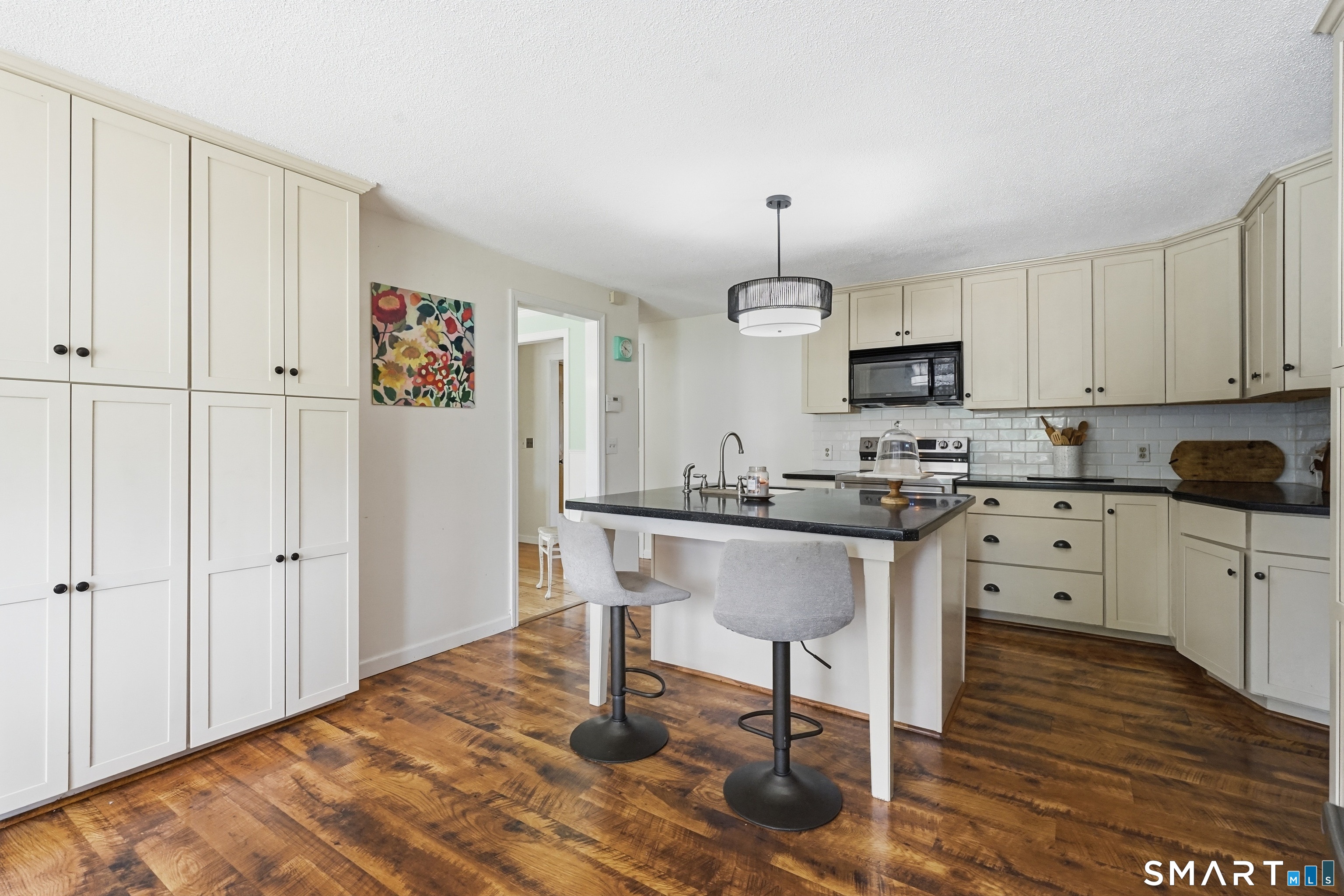 169 Sandtrap Way Chicopee MA 01020