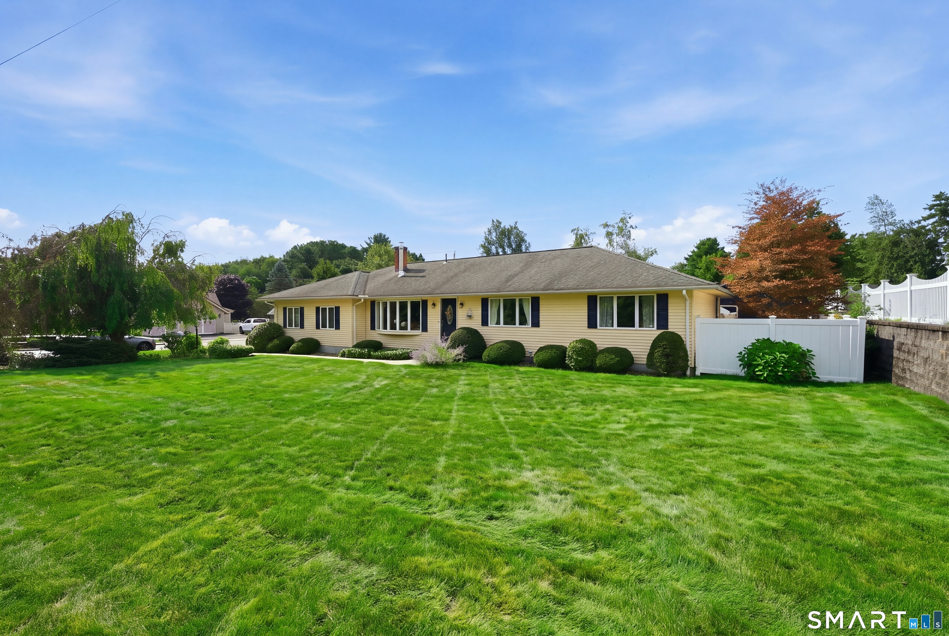169 Sandtrap Way Chicopee MA 01020