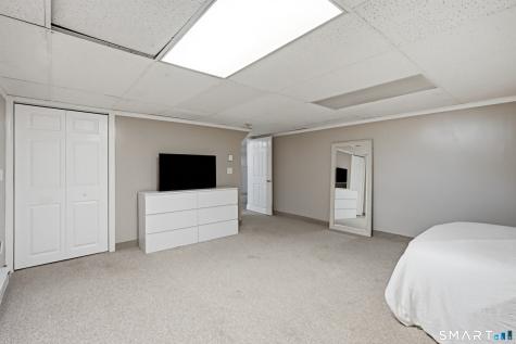 169 Sandtrap Way Chicopee MA 01020