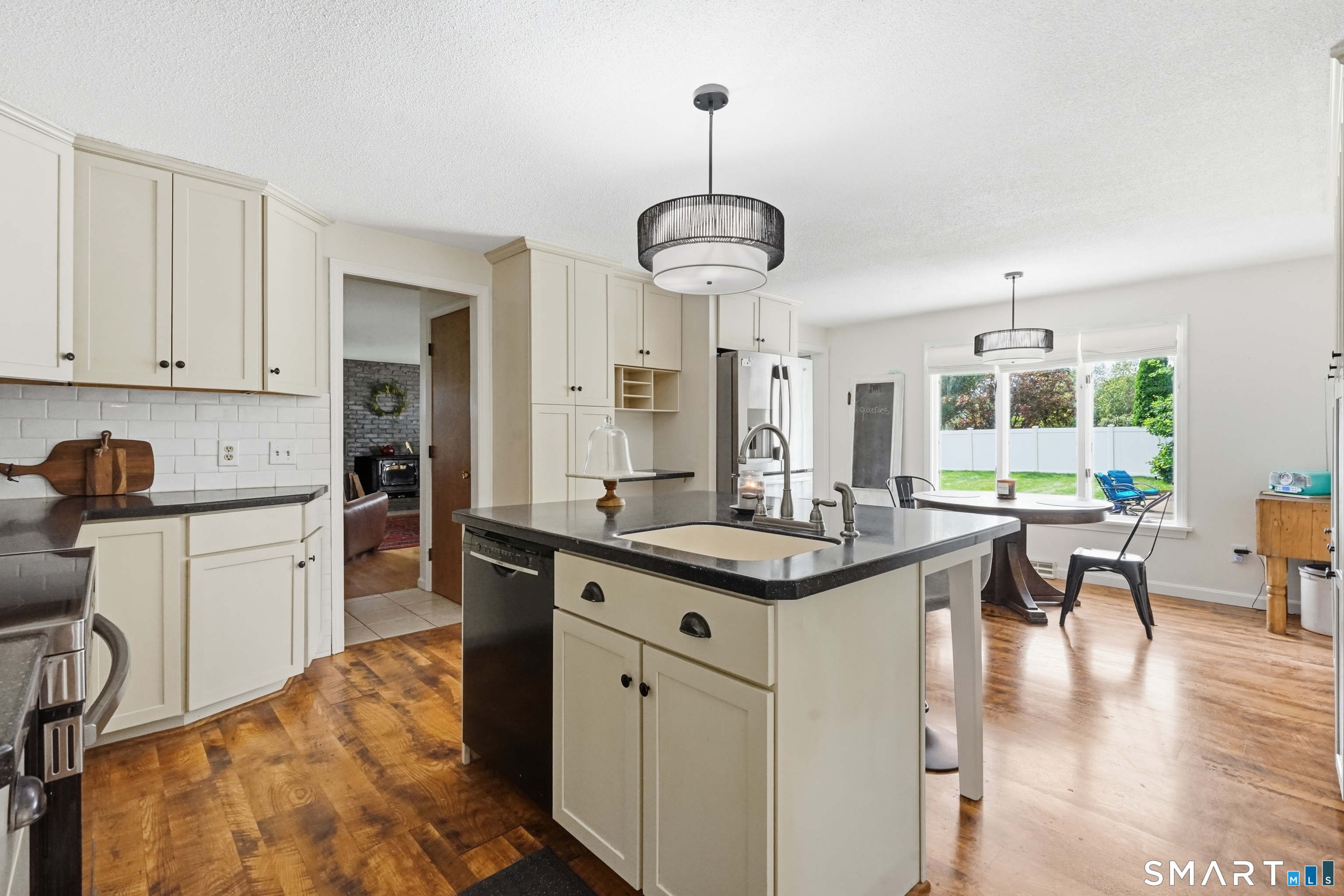 169 Sandtrap Way Chicopee MA 01020