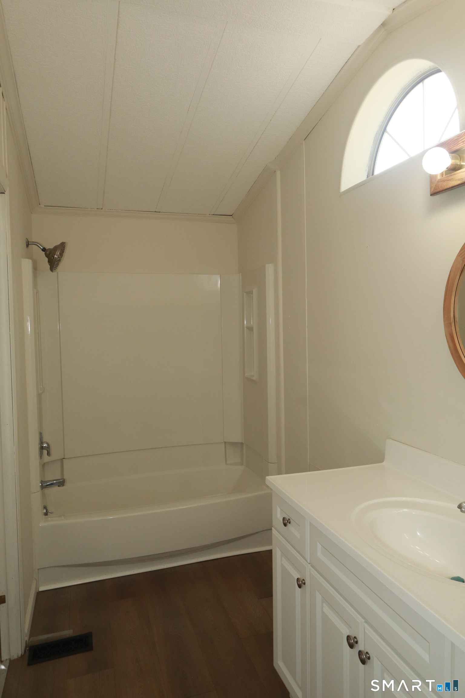 126 Williams Road Montville CT 06370