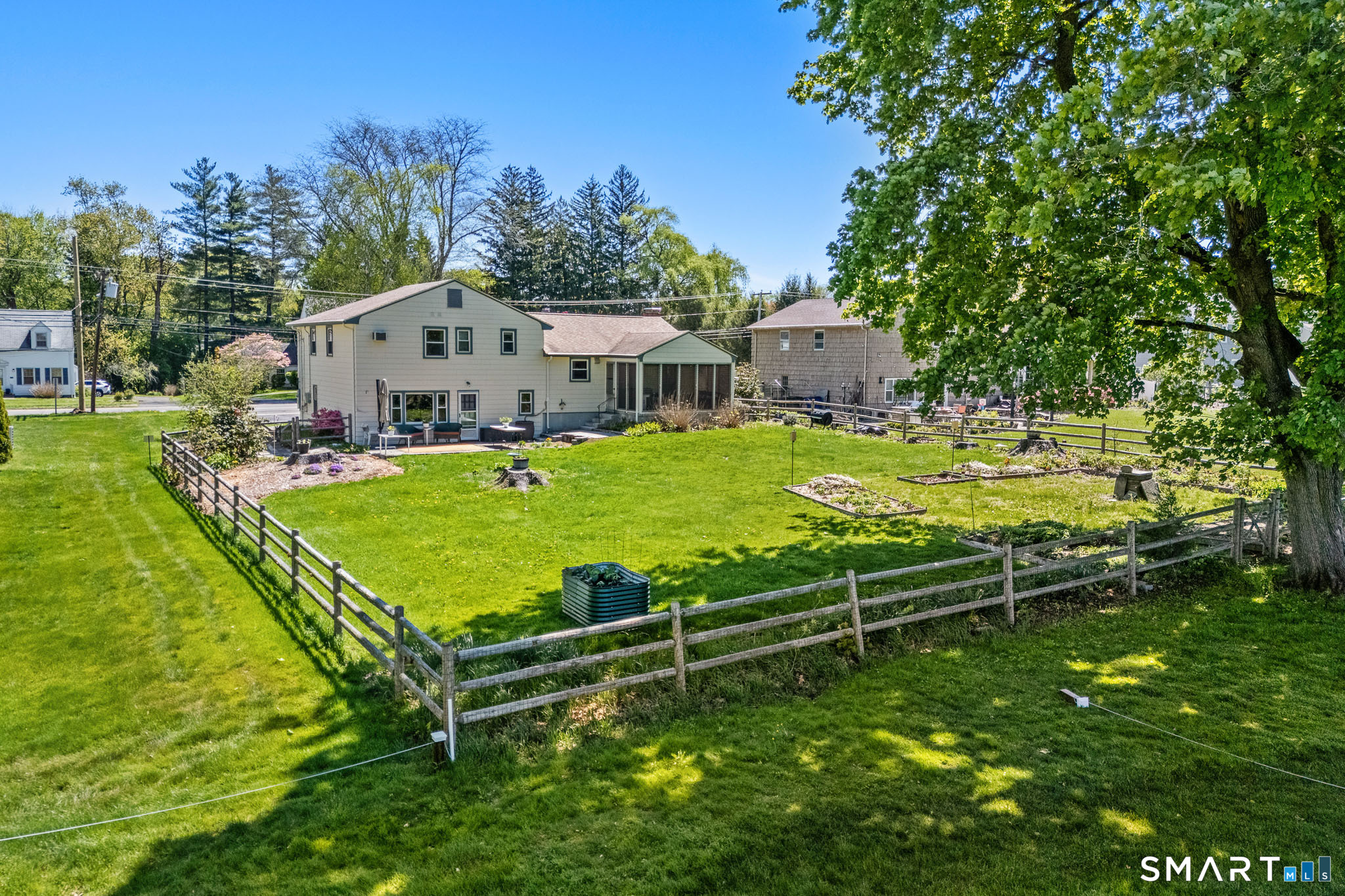 1221 North Main Street West Hartford CT 06117