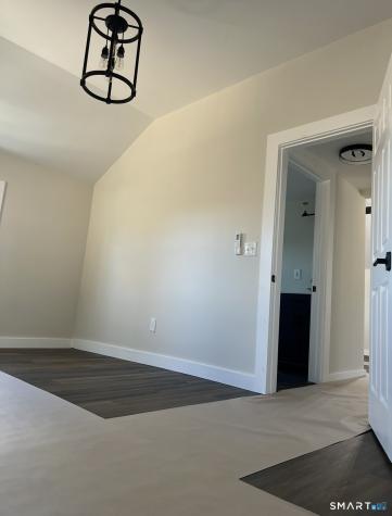 22 Hemlock Trail Newtown CT 06482