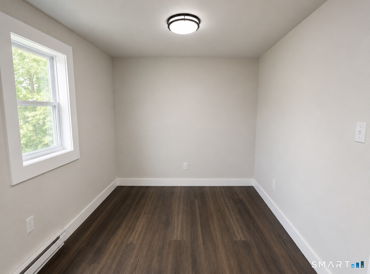 22 Hemlock Trail Newtown CT 06482