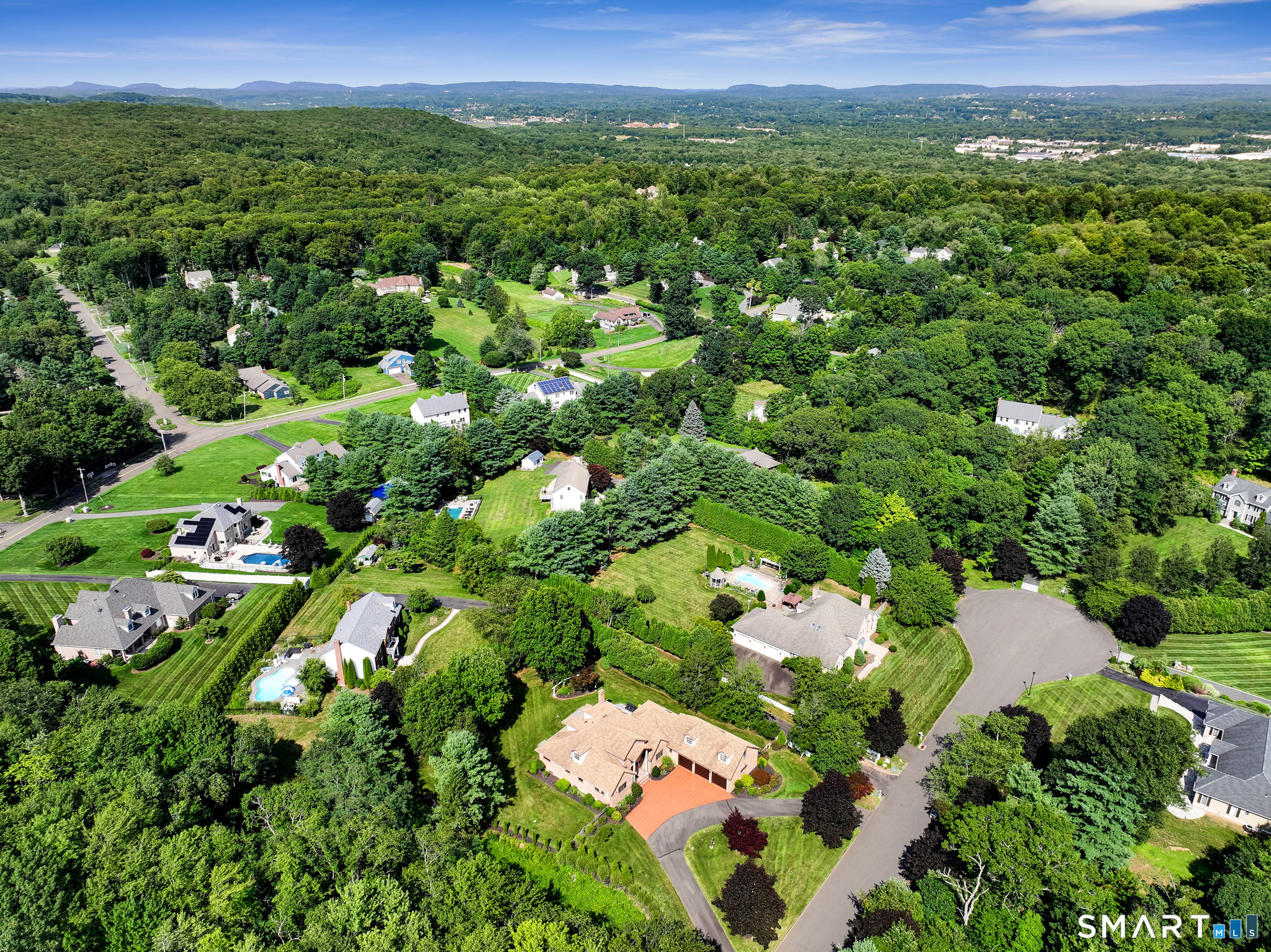 7 Regency Drive North Haven CT 06473