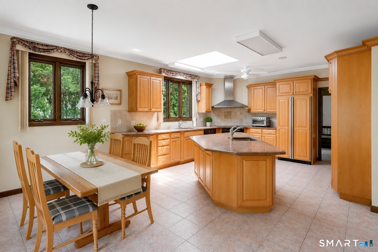 7 Regency Drive North Haven CT 06473