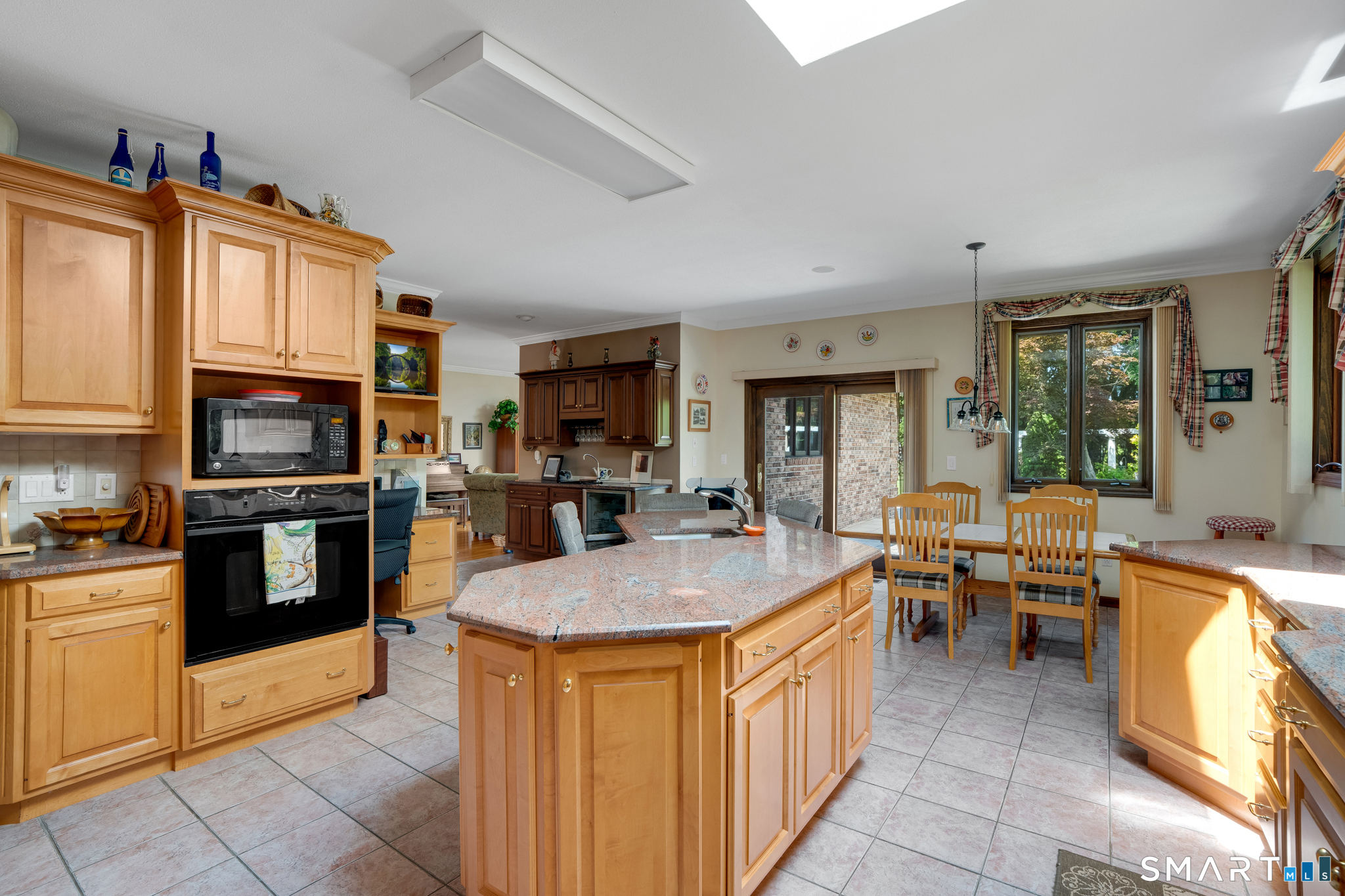 7 Regency Drive North Haven CT 06473