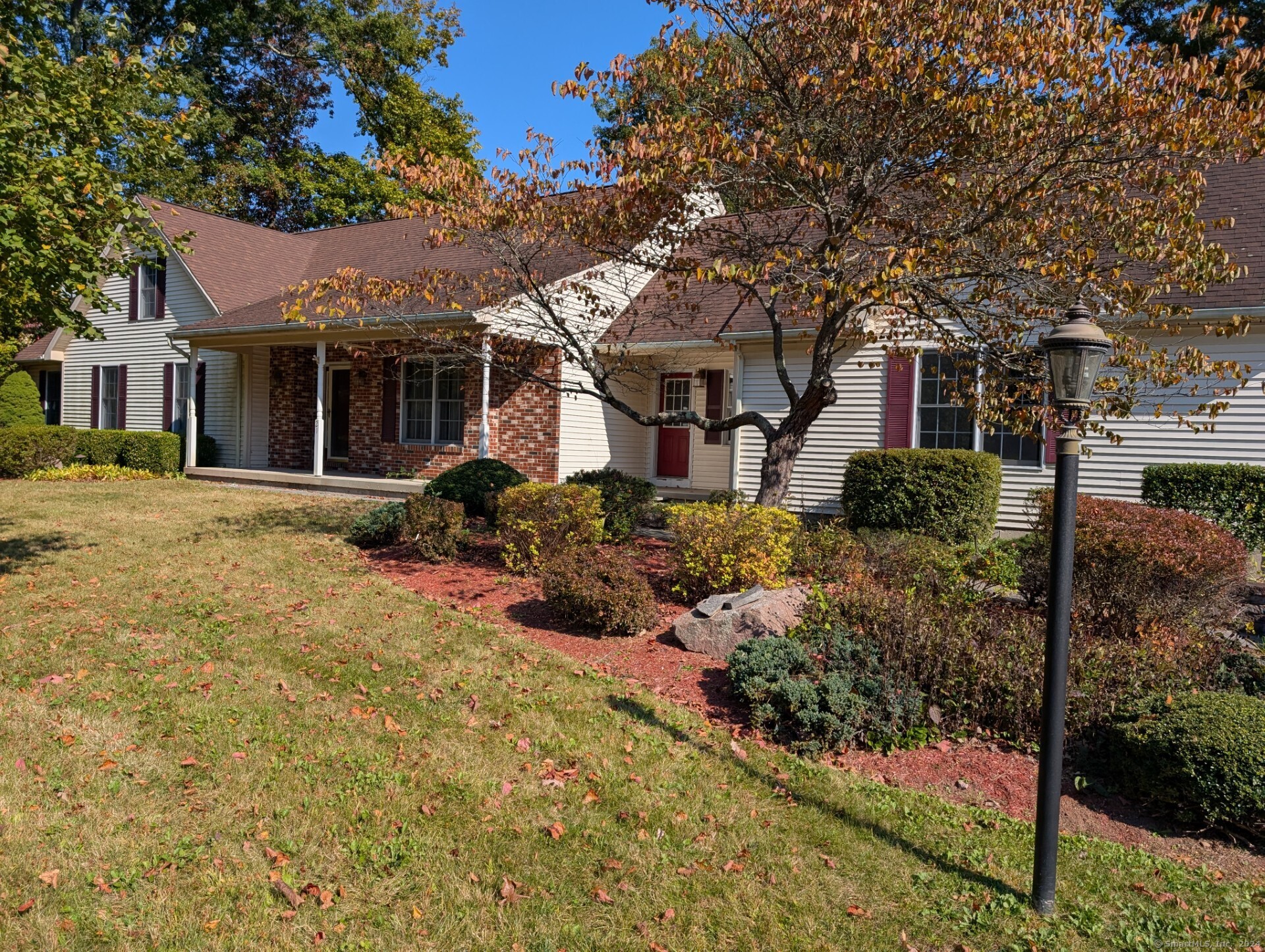 21 Post Falls Lane Hamden CT 06518