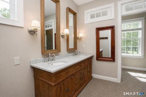 6 Ronan Way Simsbury CT 06070