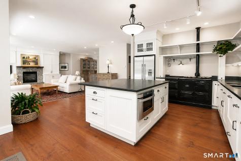 6 Ronan Way Simsbury CT 06070