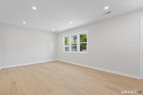 66 Northrop Road West Haven CT 06516