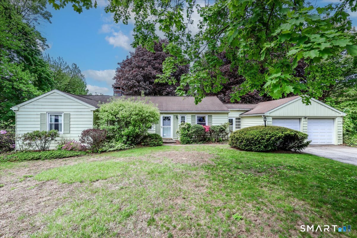 34 Valerie Lane Danbury CT 06811