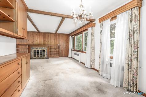 34 Valerie Lane Danbury CT 06811