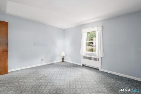 34 Valerie Lane Danbury CT 06811