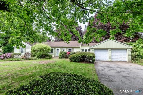 34 Valerie Lane Danbury CT 06811
