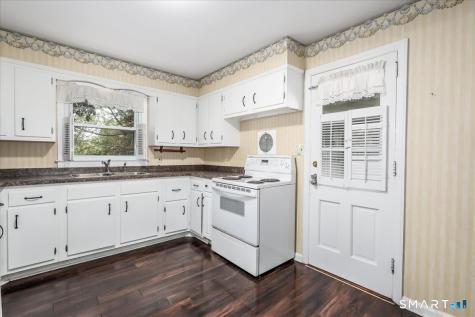 34 Valerie Lane Danbury CT 06811