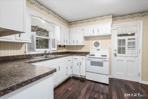 34 Valerie Lane Danbury CT 06811