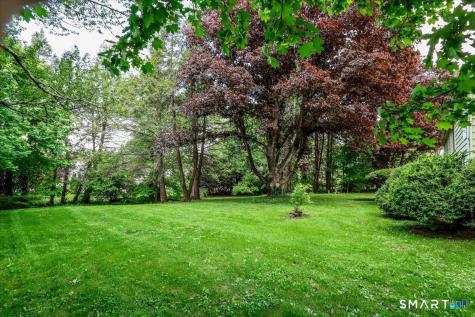 34 Valerie Lane Danbury CT 06811