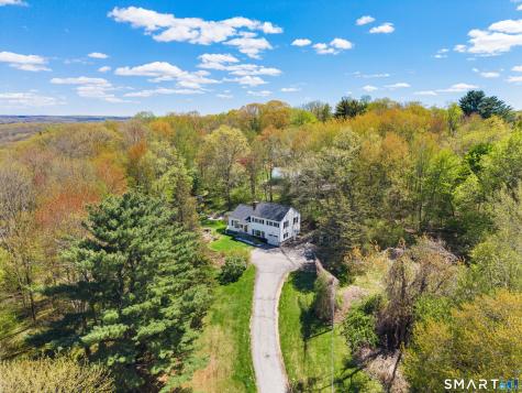 863 Whittemore Road Middlebury CT 06762