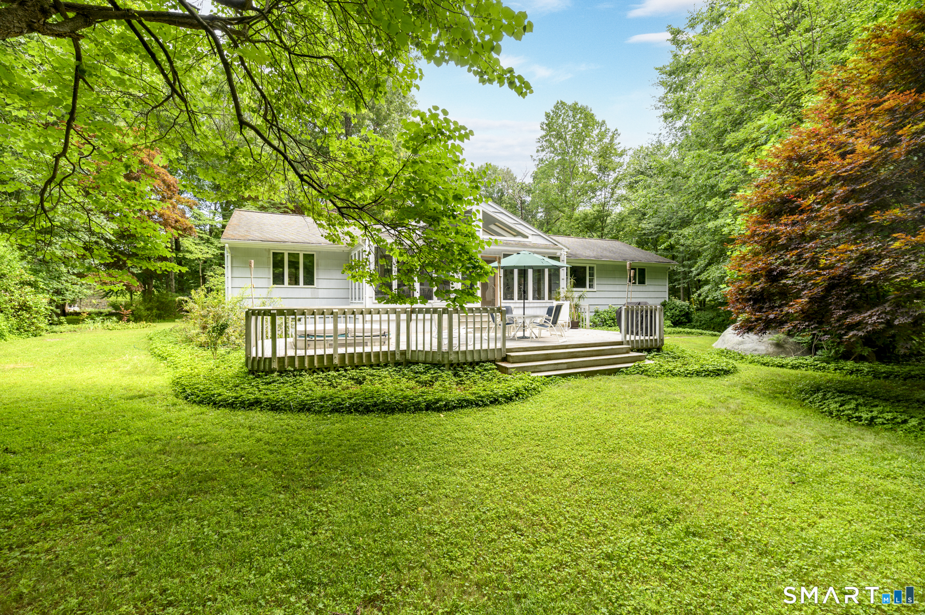 80 Wake Robin Lane Stamford CT 06903